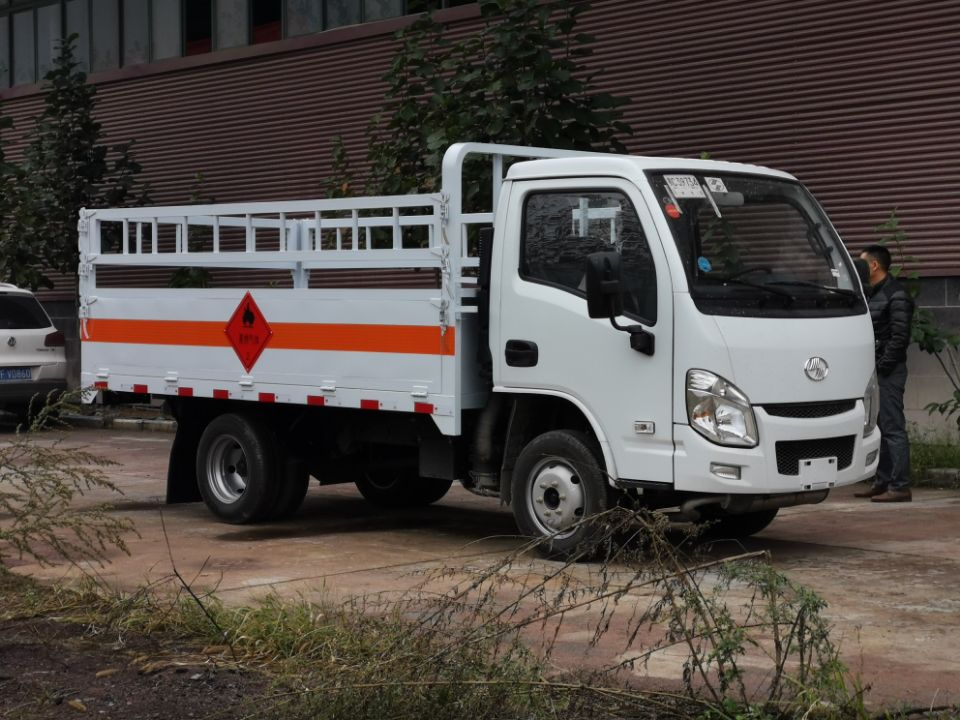 跃进小福星仓栏气瓶运输车