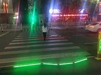 红绿灯发光埋地灯行人过街系统