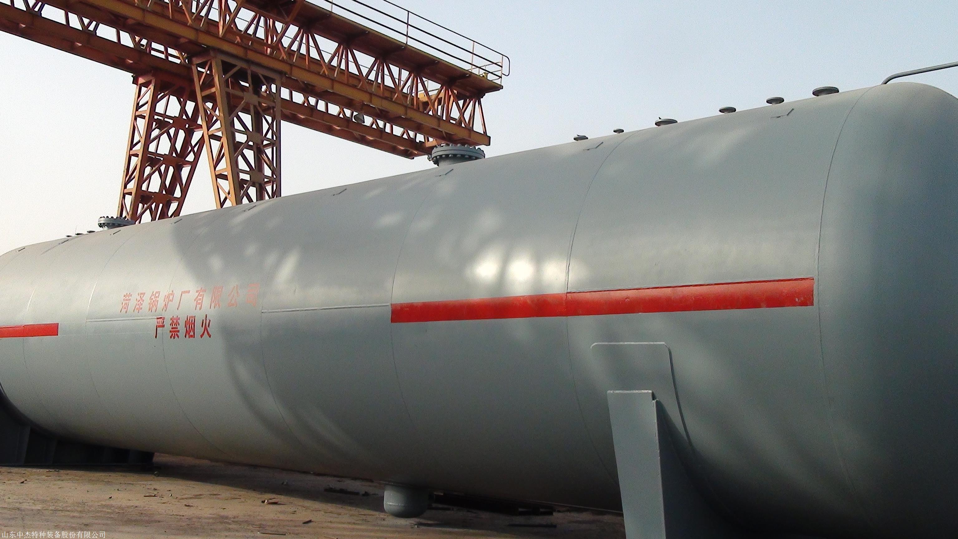 液化气储罐储存类压力容器批量化生产流水线作业