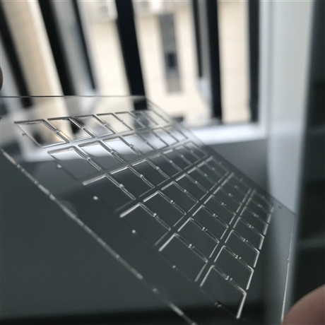 LED盖板玻璃激光切割厂家 LED玻璃盖板切割蚀刻工艺