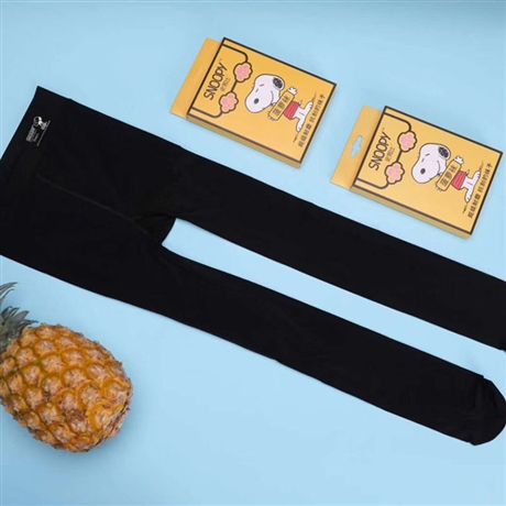 时尚菠萝舞蹈袜广州品牌童装折扣货源厂家一手货源1折起