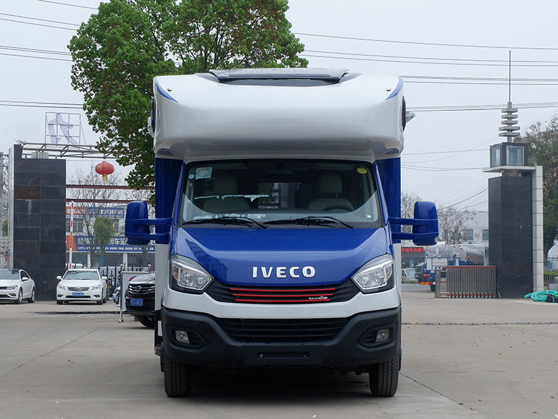 舜宇依维柯双拓展房车重磅来袭