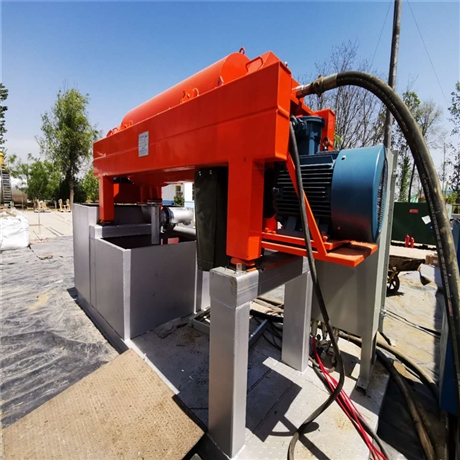 厂家批发油泥水分离设备三相卧螺离心机