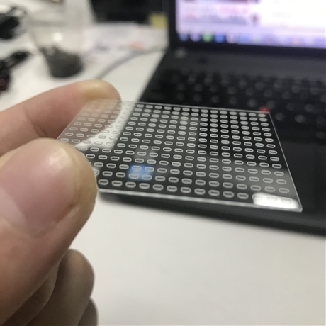 东莞健鸿大小型玻璃激光切割 玻璃切割生产厂家