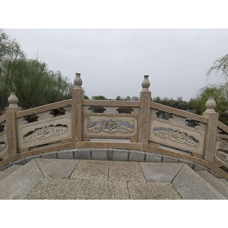 仿汉白玉石栏杆河道石护杆石栏杆批发