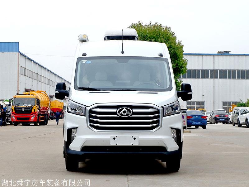 万众瞩目的大通V90房车 加长轴高顶后驱后双胎B型房车