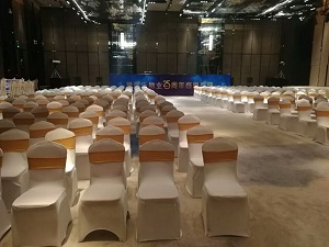 办公家具租赁 会议桌 折叠椅 贵宾椅租赁