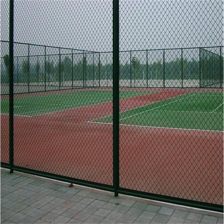 新疆球场围网 乌鲁木齐体育场围栏施工安装