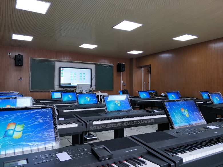 星锐恒通智慧音乐教室智慧琴房实训室