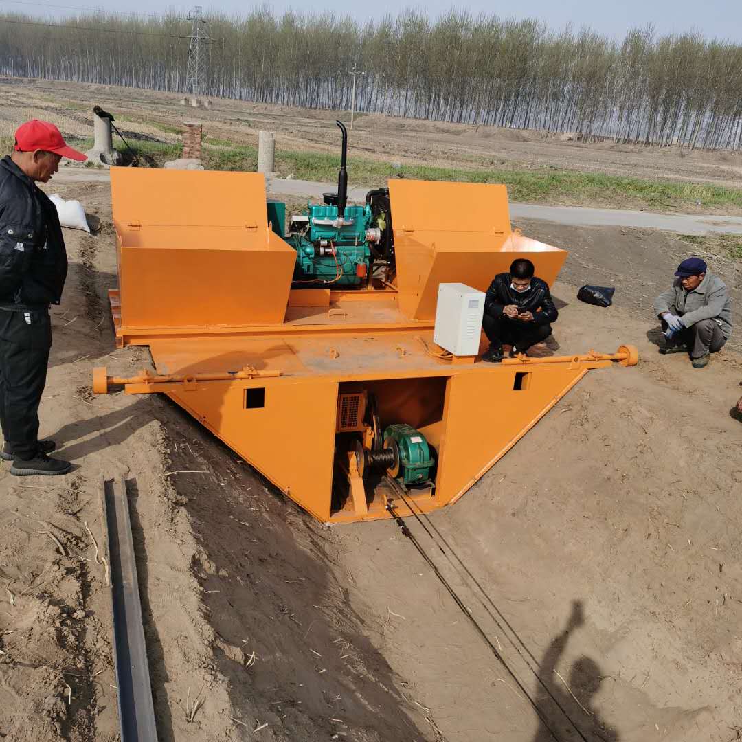 济宁距捷机械制造有限公司 产品展厅 >水渠成型机 液压自由式渠道衬砌