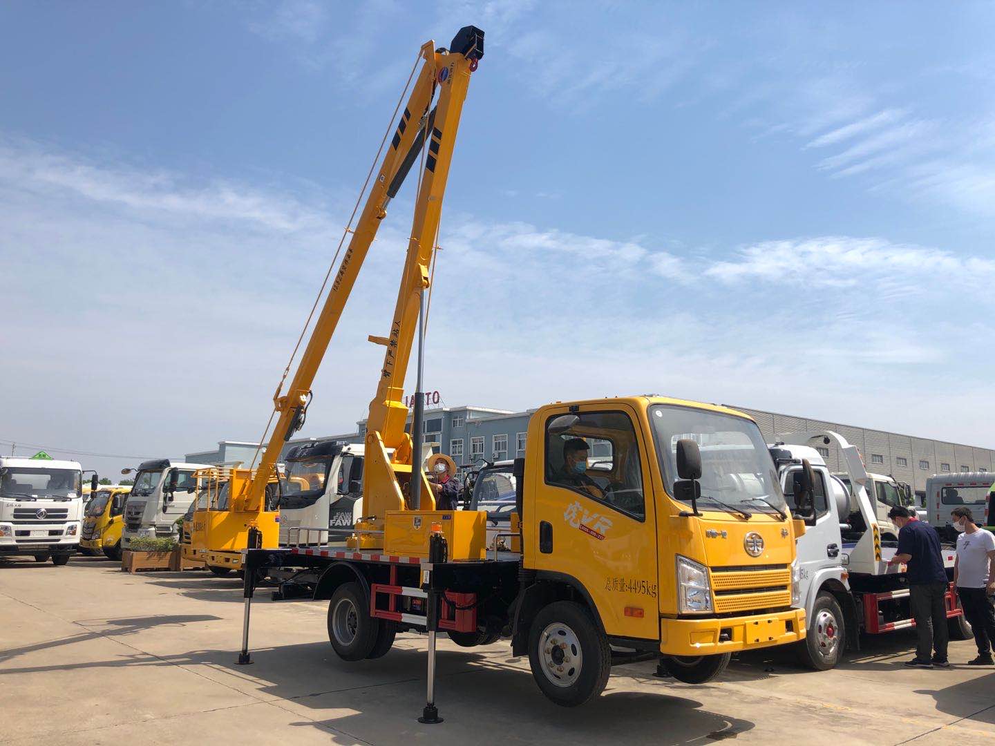 蓝牌登高车湖北厂家直销支持分期付款