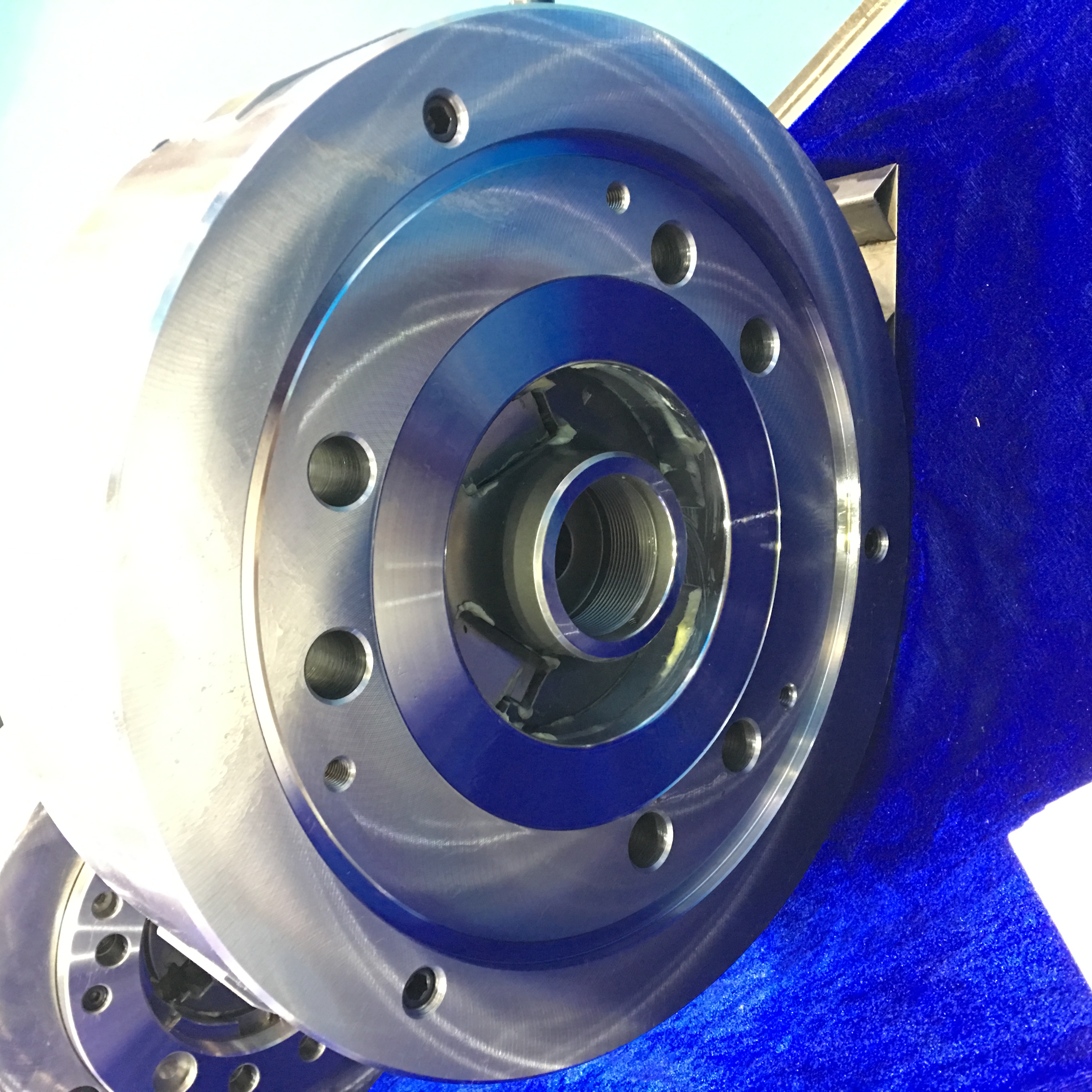 台湾亿川液压卡盘立车用v215r中实油压卡盘原厂代理