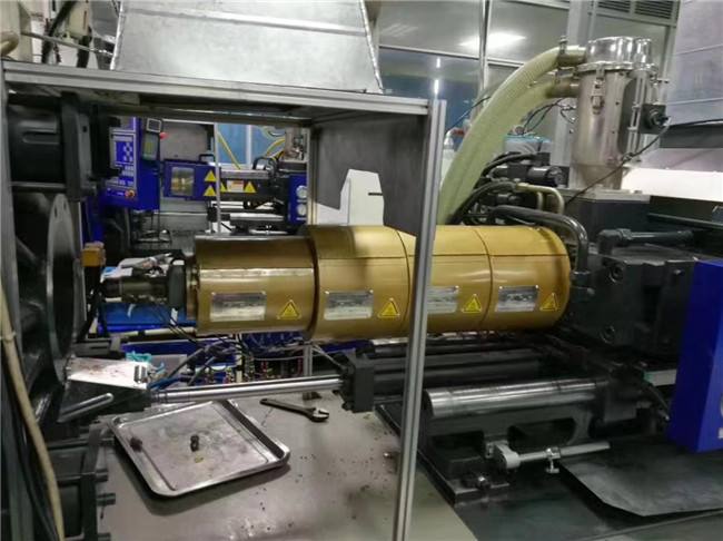 柳塑注塑机配件,金鑫螺杆机筒,螺杆炮筒