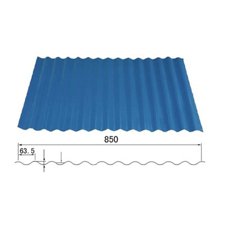 水泥电杆摩托车彩钢瓦柏油路中心划线还有骑摩托车的在平板车后边倒骑车