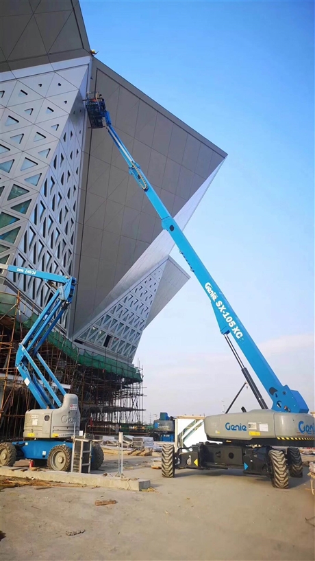 阜陽提供高空作業(yè)車出租日租月租