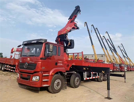 华菱38吨长兴重型折臂随车吊