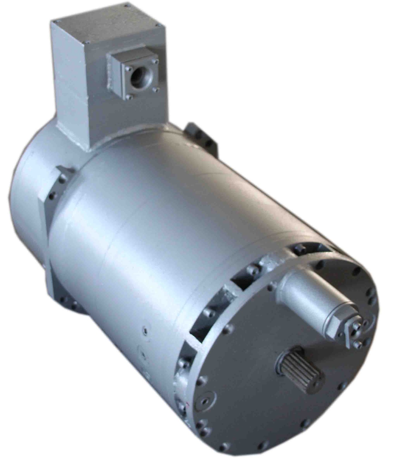 采煤机配套用隔爆型电磁调速电动机(以下简称调速电机)是一种控制简单