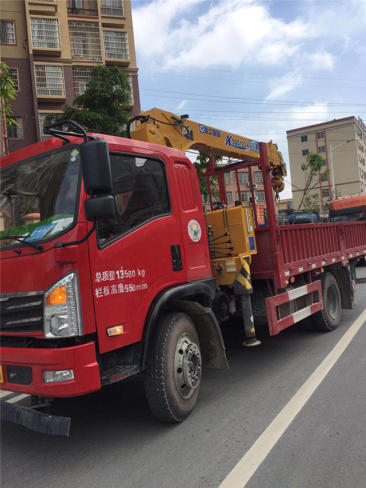 二手隨車吊轉讓華神小黃牌玉柴140馬力徐工5噸4節臂隨車吊轉讓