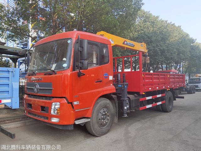 东风蓝牌五吨随车吊厂家直销