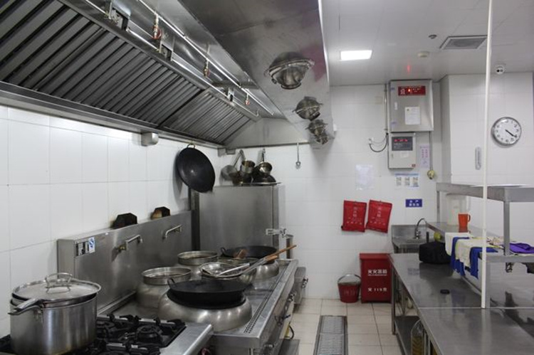 酒店廚房應(yīng)配置什么樣的滅火器