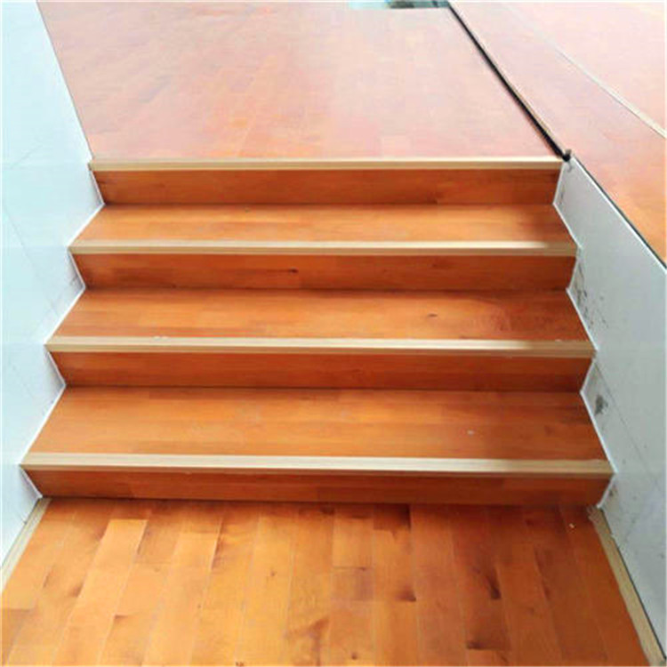 厂家批发a级枫桦木运动木地板 22mm篮球场运动体育馆实木地板