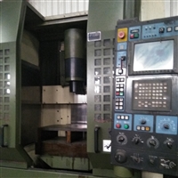 日本原装牧野2005年二手高速立式加工中心  SNC64V