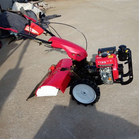 四驱微耕机 小型耕地机 山地旋耕机 柴油小型除草松土机