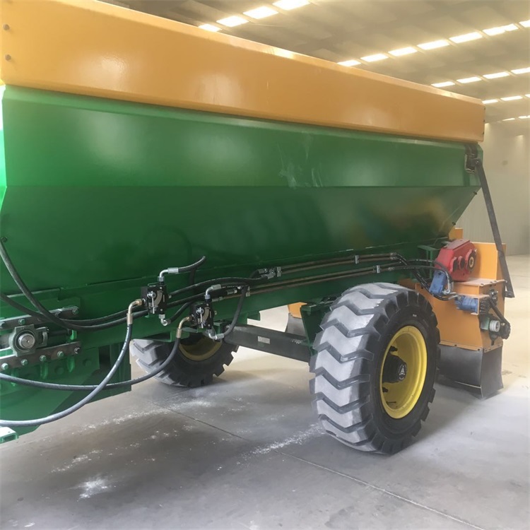 石灰撒灰机石灰铺灰机实地商家