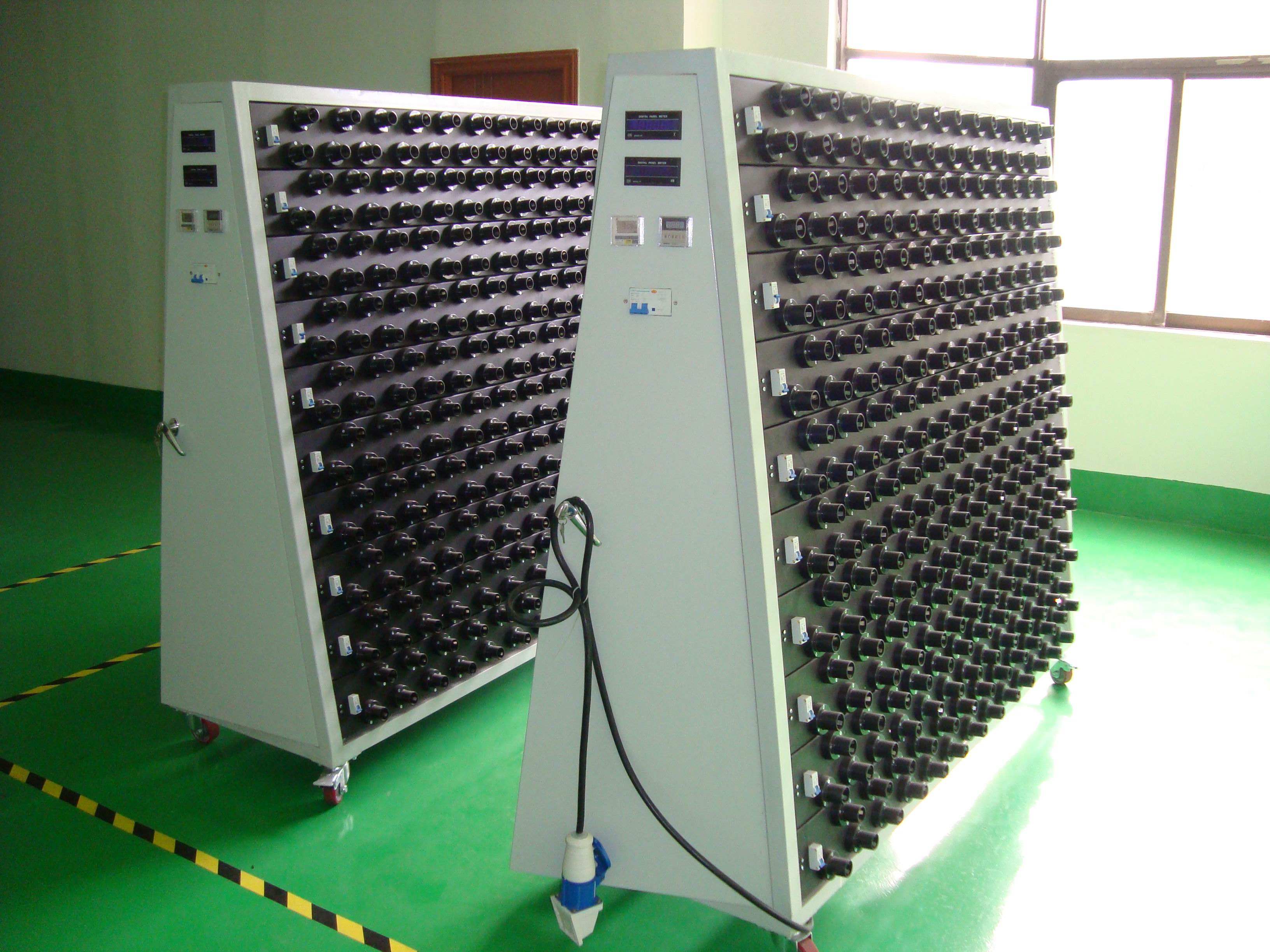 深圳市老化柜生产厂家