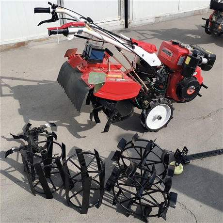 旋耕松土耕地打田机 多功能汽油柴油微耕机供应  