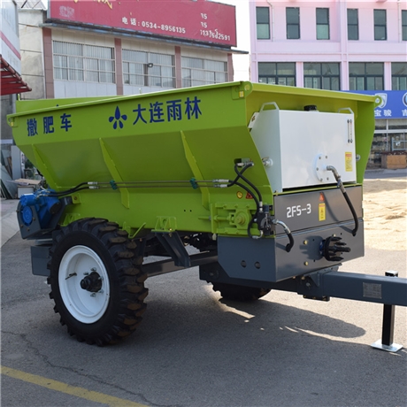 大连雨林批发干湿撒肥机 麦地撒粪车