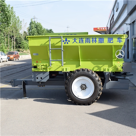 厂家批发高效有机肥撒肥机 农场撒粪车