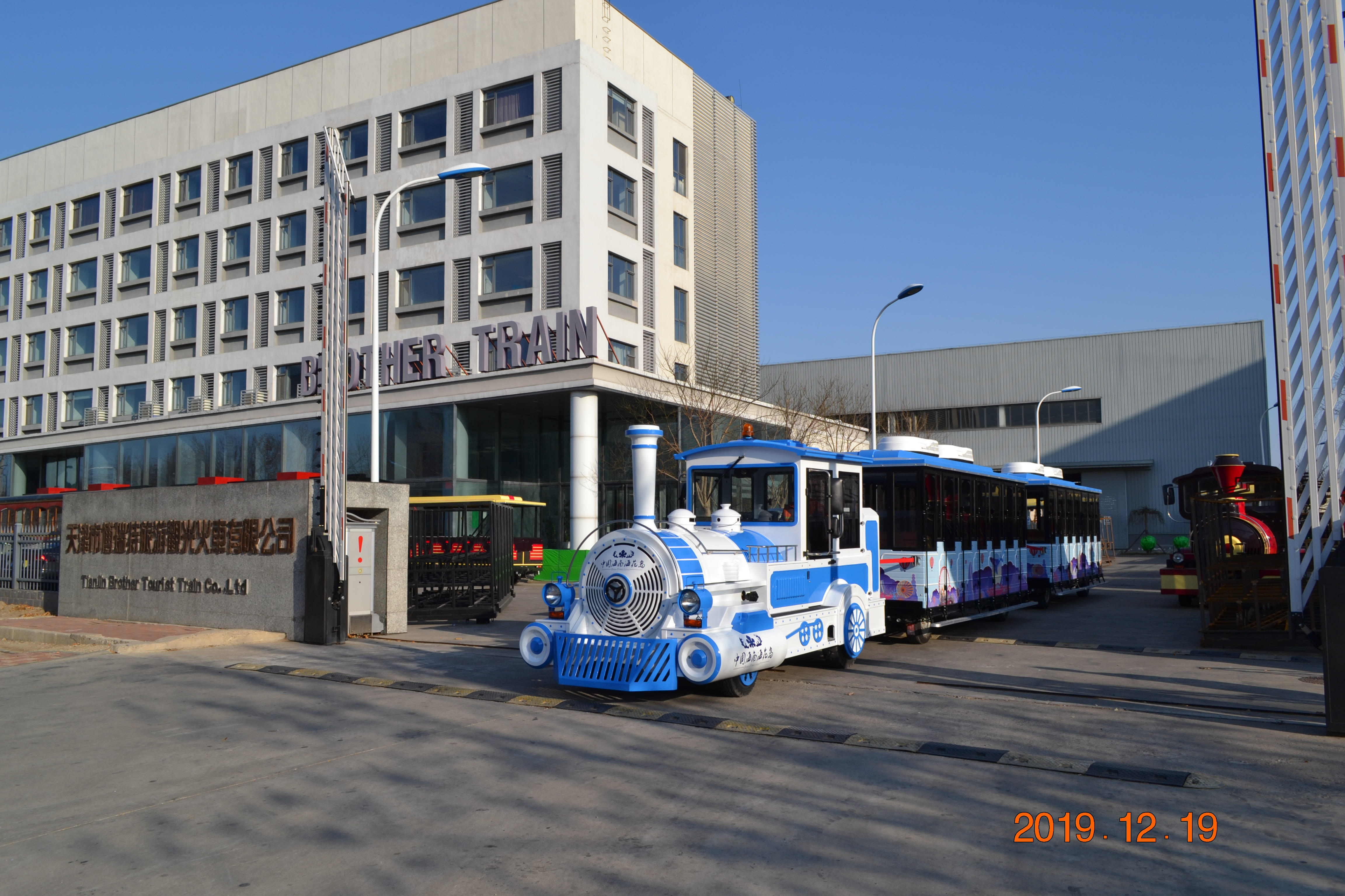 江苏燃油观光火车 森林观光小火车造价多少