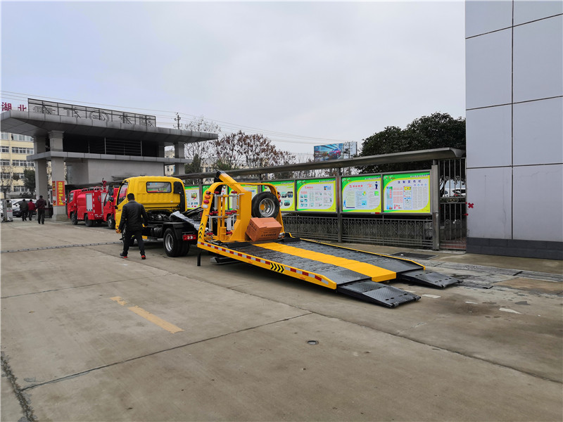 全落地蓝牌试车