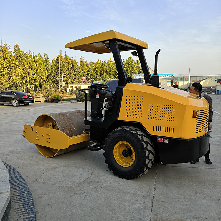 3吨座驾式压路机3吨座驾压路机单轮小型压路机