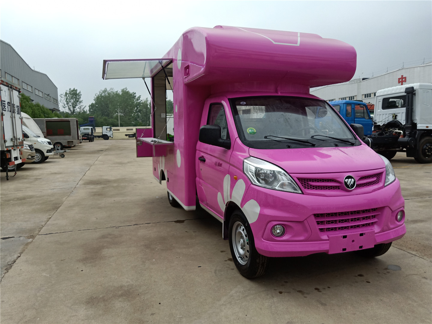 湖北可加装led灯带移动售卖车 需要运营证吗