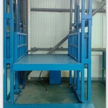 SJD型潮州梅州翁源导轨式升降机
