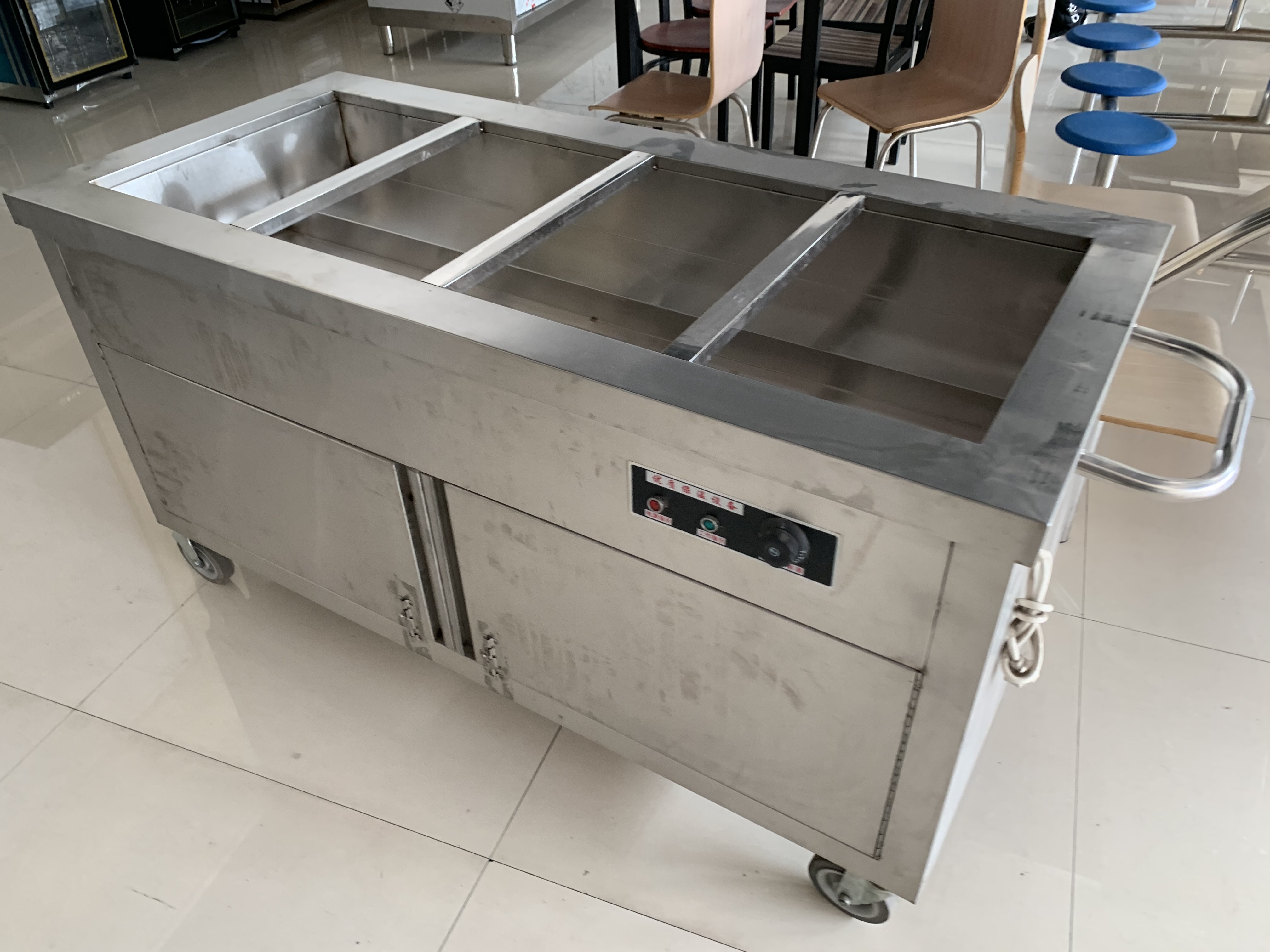 5米四格保温售饭台