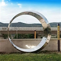 不锈钢月亮雕塑 不锈钢镜面圆环雕塑