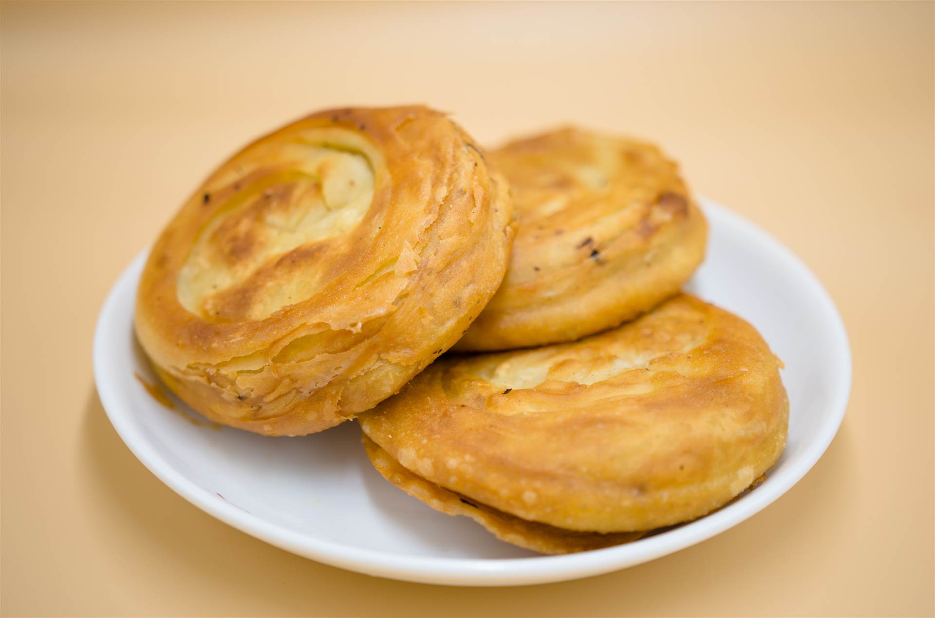 清真小吃牛肉饼制作方法 清真小吃培训加盟