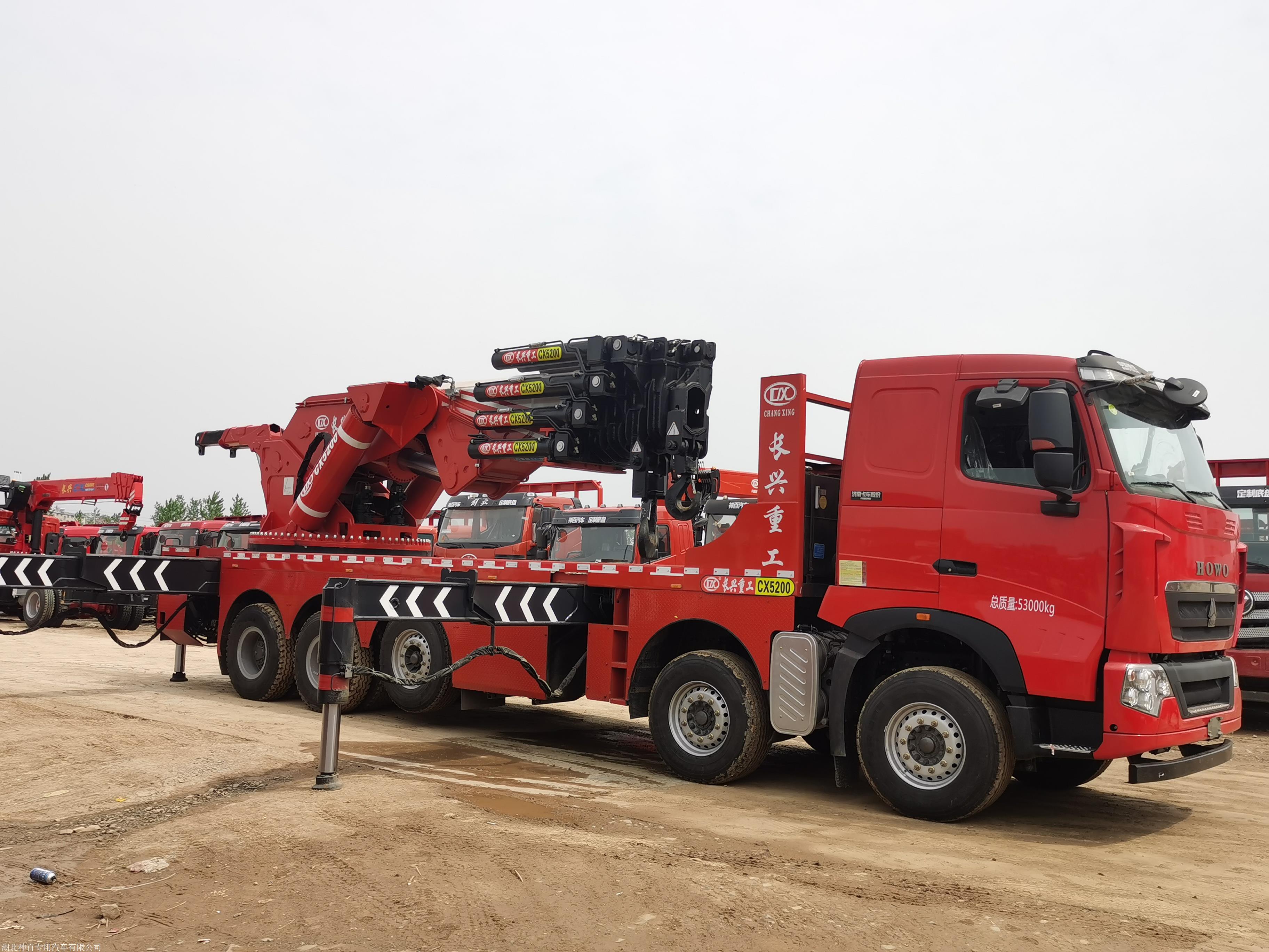 山东枣庄110吨大型折臂吊长兴重工长兴重工