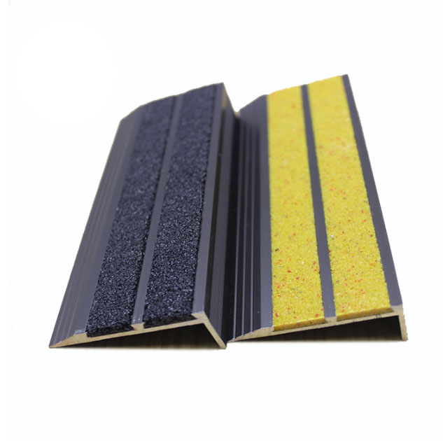 金刚砂铝合金楼梯防滑条