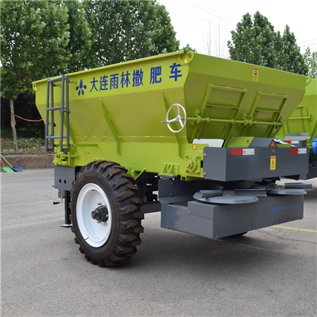 工厂批发小型牛羊粪抛粪车 粪肥撒粪机