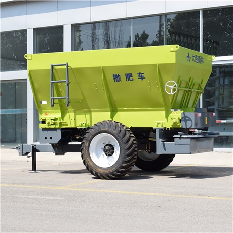 厂家供应农用三轮抛粪车 土粪抛洒机