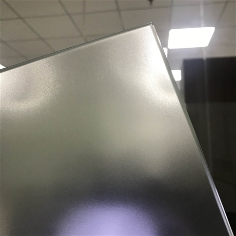 健鸿加工磨砂开关面板玻璃片 AG玻璃厂家 开关面板磨砂玻璃
