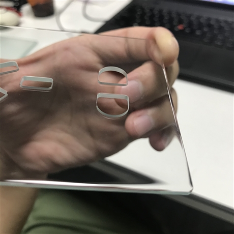 北京供应插座面板玻璃切割片 玻璃激光切割 插座面板玻璃售价