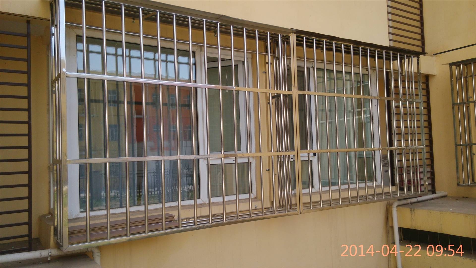 北京顺义防护栏安装李桥防盗网