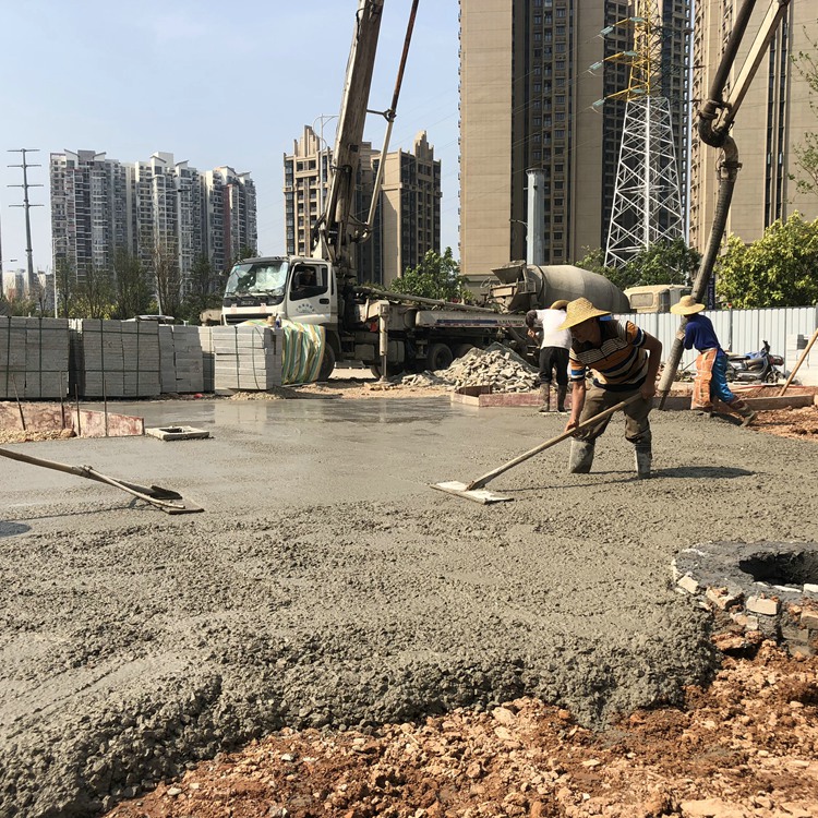 深圳龙岗混凝土地面施工队水泥混凝土路面楼面加厚施工