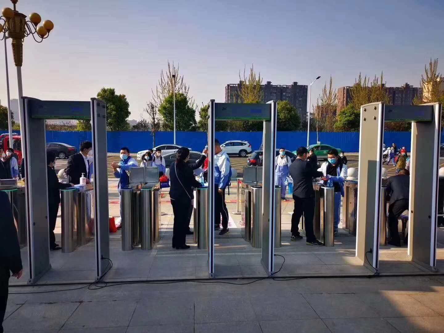 人行通道闸机过人