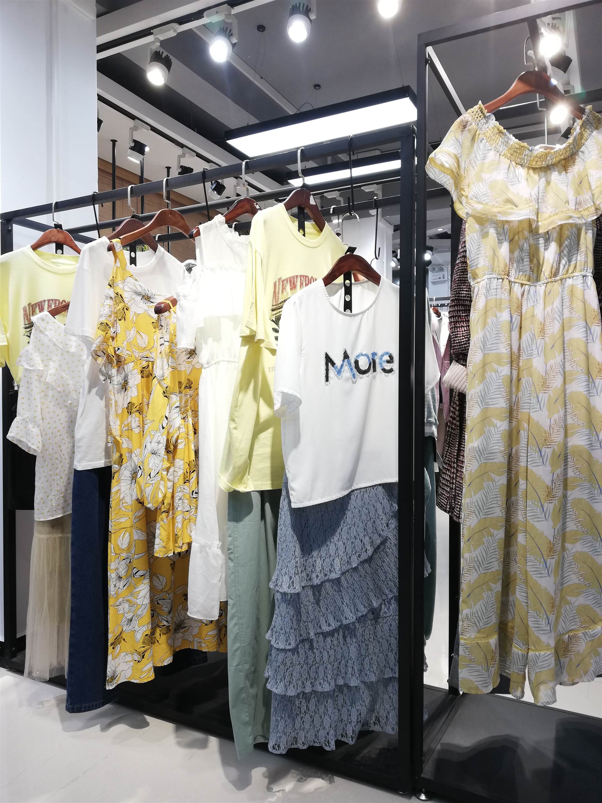 一线品牌凯恩秋冬女装批发 品牌折扣店女装货源供应 厂家直销批发